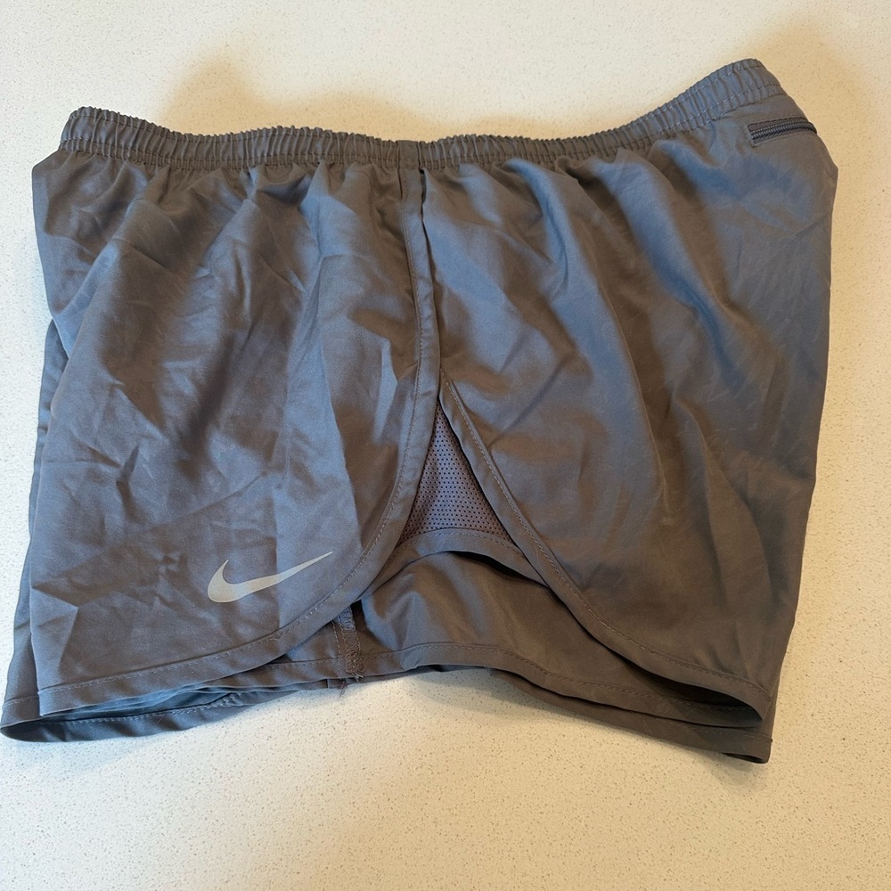 Nike Dry Fit Running Shorts - Picture 4 of 6